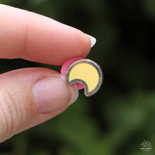 Charger l'image dans la visionneuse de la galerie, Moon Mini Enamel Pin