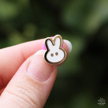 Load image into Gallery viewer, Bunny Mini Enamel Pin