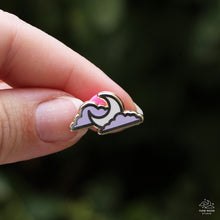Charger l'image dans la visionneuse de la galerie, Yume Moon Studio Logo Mini Enamel Pin