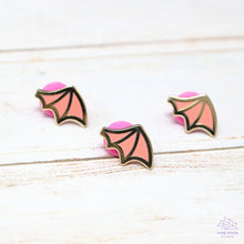 Charger l'image dans la visionneuse de la galerie, Bat Wing R Mini Enamel Pin