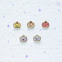 Charger l'image dans la visionneuse de la galerie, Jack-o'-lantern Mini Enamel Pin