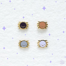 Charger l'image dans la visionneuse de la galerie, Spider Mini Enamel Pin