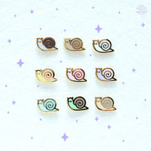Charger l'image dans la visionneuse de la galerie, Snail Mini Enamel Pin