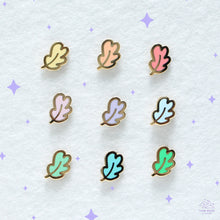 Load image into Gallery viewer, Lobed Leaf Mini Enamel Pin