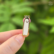 Charger l'image dans la visionneuse de la galerie, Long Ghostie Mini Enamel Pin