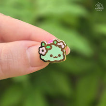 Charger l'image dans la visionneuse de la galerie, Flower Fluff Mini Enamel Pin