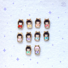 Charger l'image dans la visionneuse de la galerie, Kokeshi Doll Mini Enamel Pin