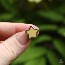 Charger l&#39;image dans la visionneuse de la galerie, Star Mini Enamel Pin
