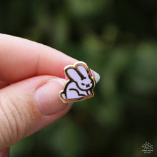 Charger l&#39;image dans la visionneuse de la galerie, Rabbit Mini Enamel Pin
