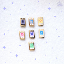 Charger l'image dans la visionneuse de la galerie, Smartphone Mini Enamel Pin
