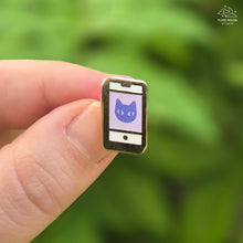 Charger l'image dans la visionneuse de la galerie, Smartphone Mini Enamel Pin
