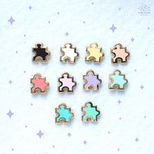 Charger l'image dans la visionneuse de la galerie, Puzzle piece Mini Enamel Pin

