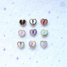 Charger l'image dans la visionneuse de la galerie, Broken Heart Mini Enamel Pin
