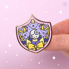 Load image into Gallery viewer, Princess Kaguya Shield Enamel Pin
